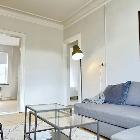 Apartman Spacious For 6 *