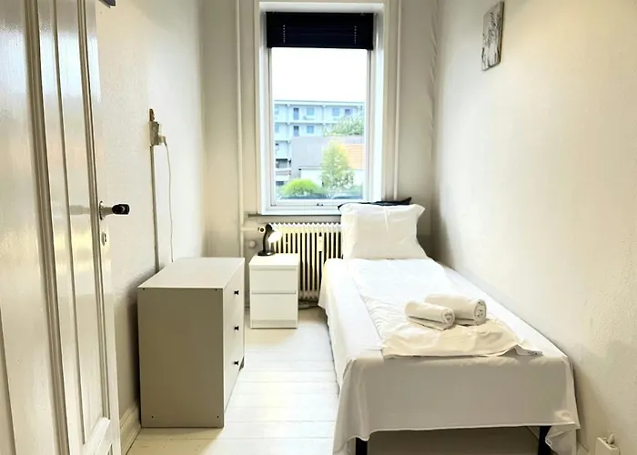 Spacious For 6 아파트 *